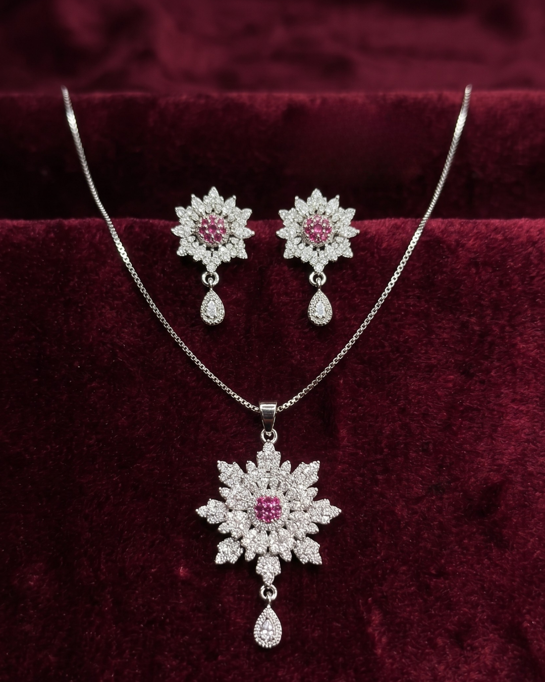 Bloom Snowflake crystal necklace and earrings set