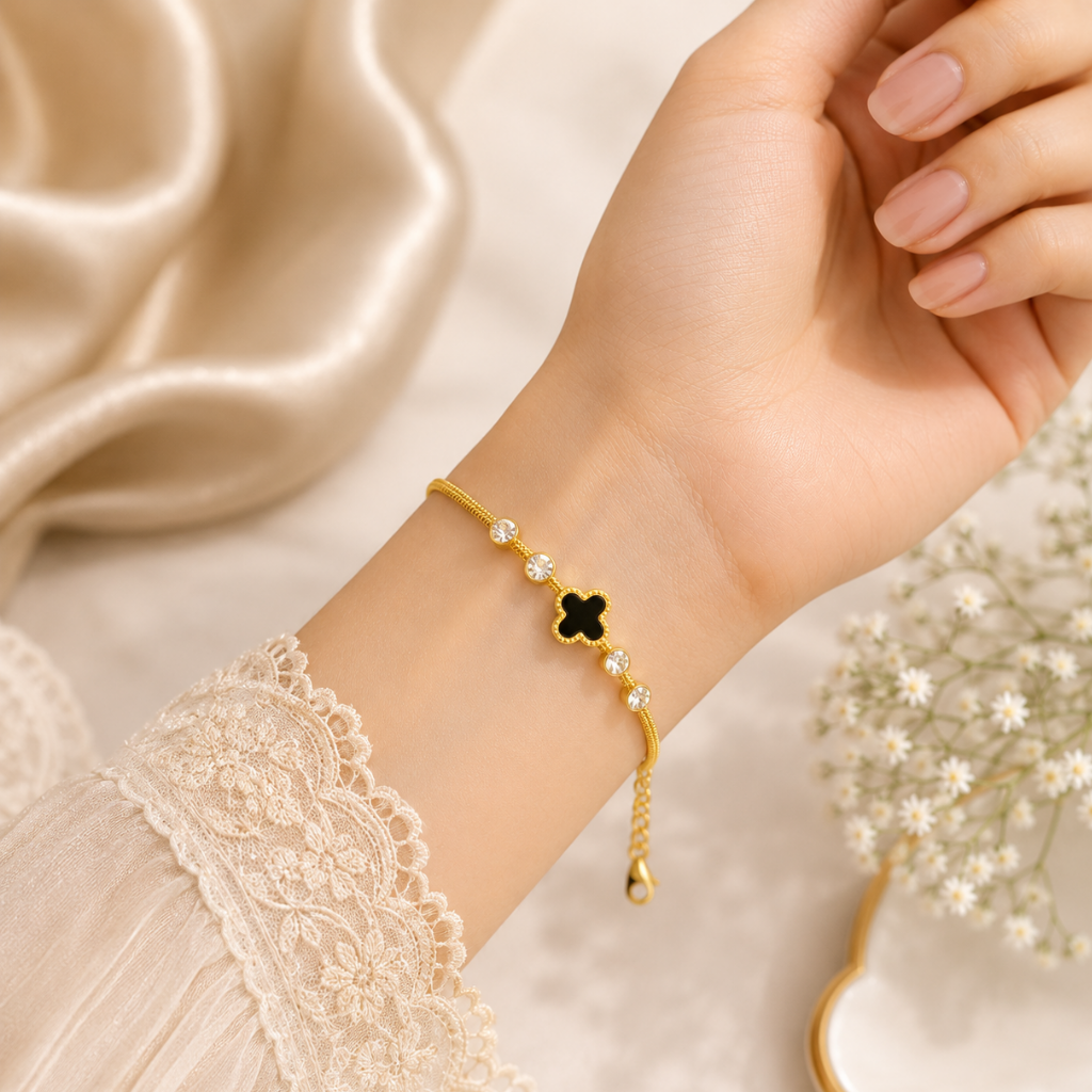 Luna Clover Adjustable Bracelet