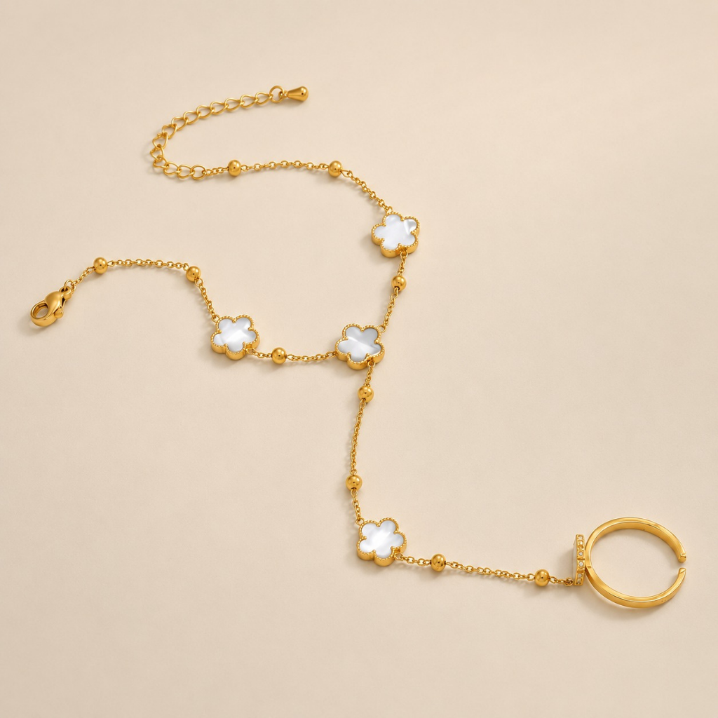 Aura Clover White Bracelet