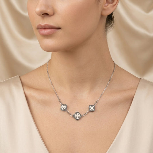 Luna Clover Trio Silver Necklace