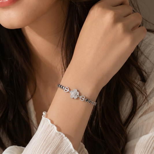 Blooming Heart Crystal Bracelet