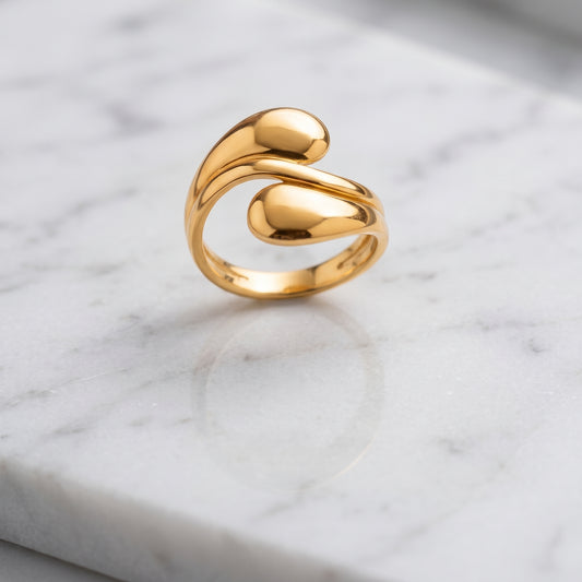 Aurévo Sculpted Infinity Ring